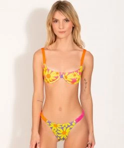 ONEONESWIMWEAR Carly Bottom Daisy