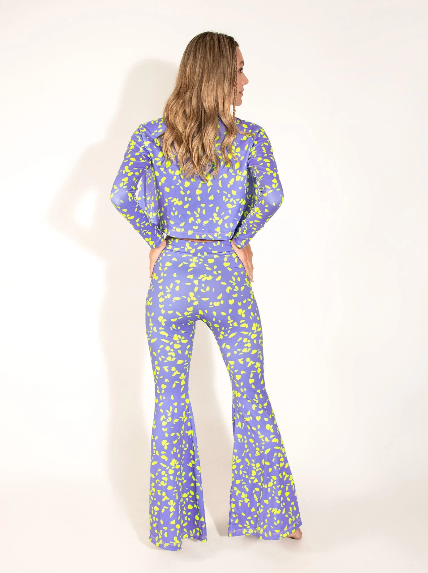 ONEONESWIMWEAR Naomi Flared Pants Freckles NEW IN 4 ONEONESWIMWEAR Naomi Flared Pants Freckles NEW IN